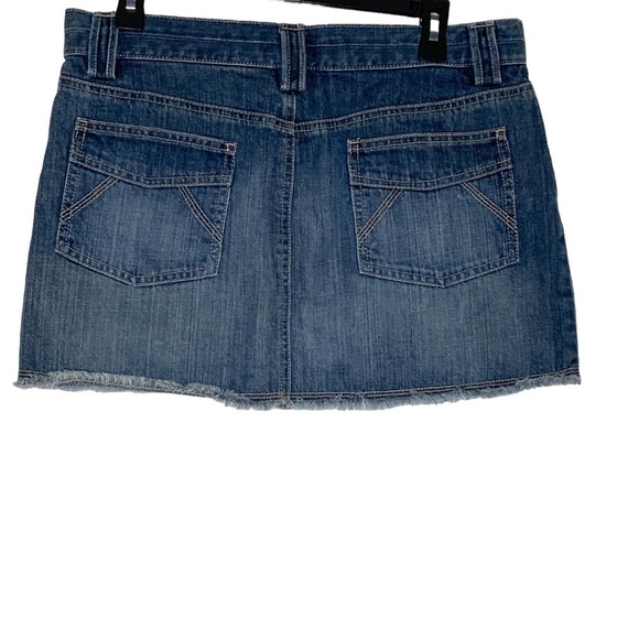 OLD Navy blue mini skirt with frayed hem. Size 10 - Picture 5 of 6